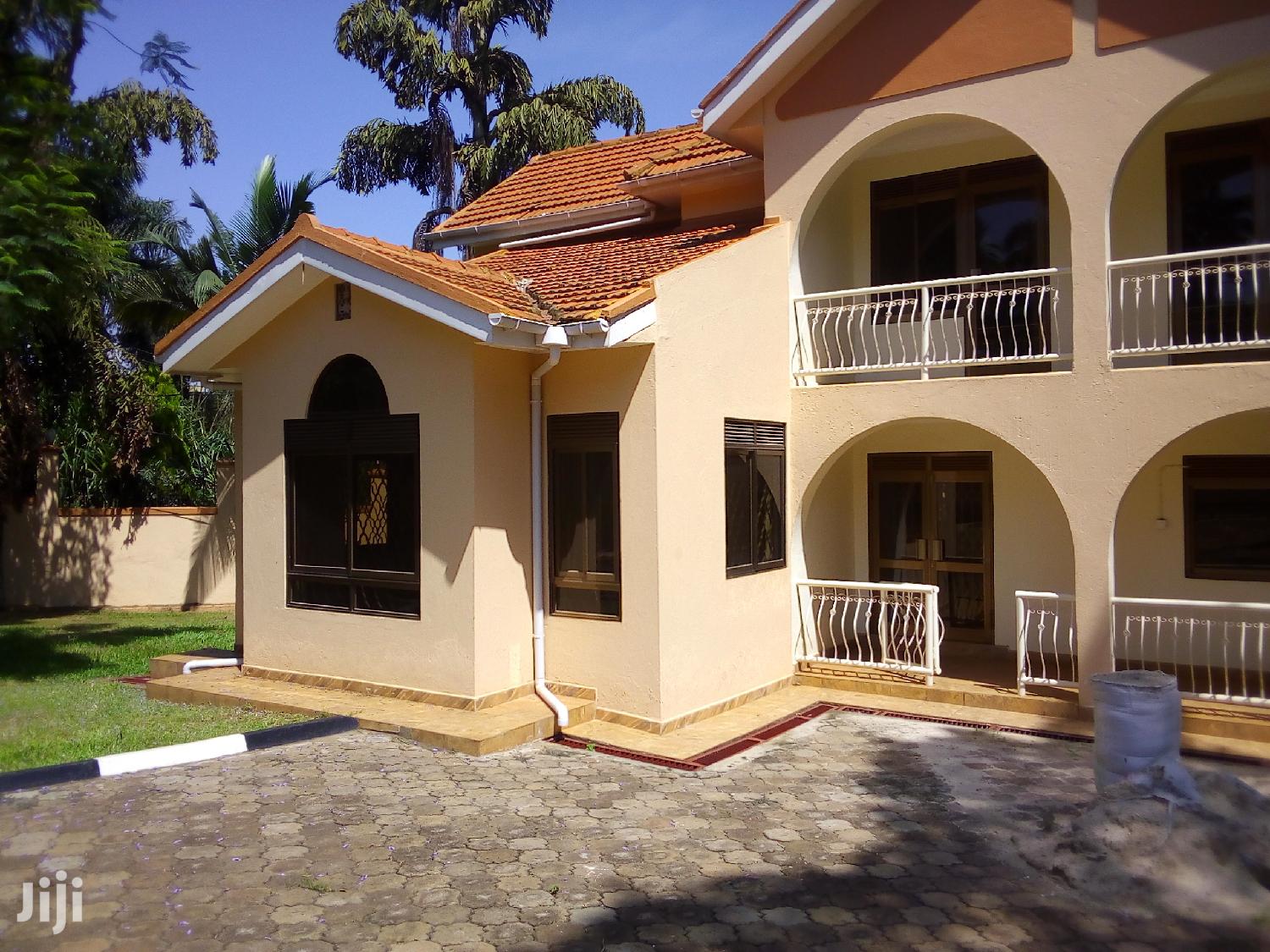 Four Bedroom House In Bugolobi For Rent in Kampala