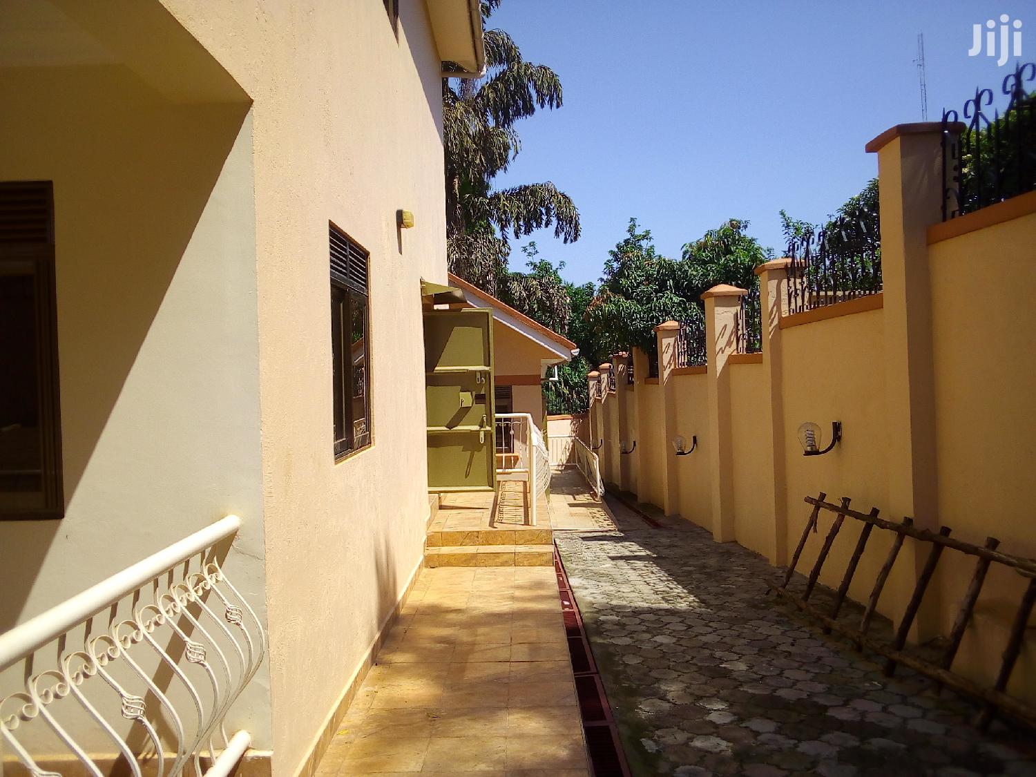 Four Bedroom House In Bugolobi For Rent in Kampala