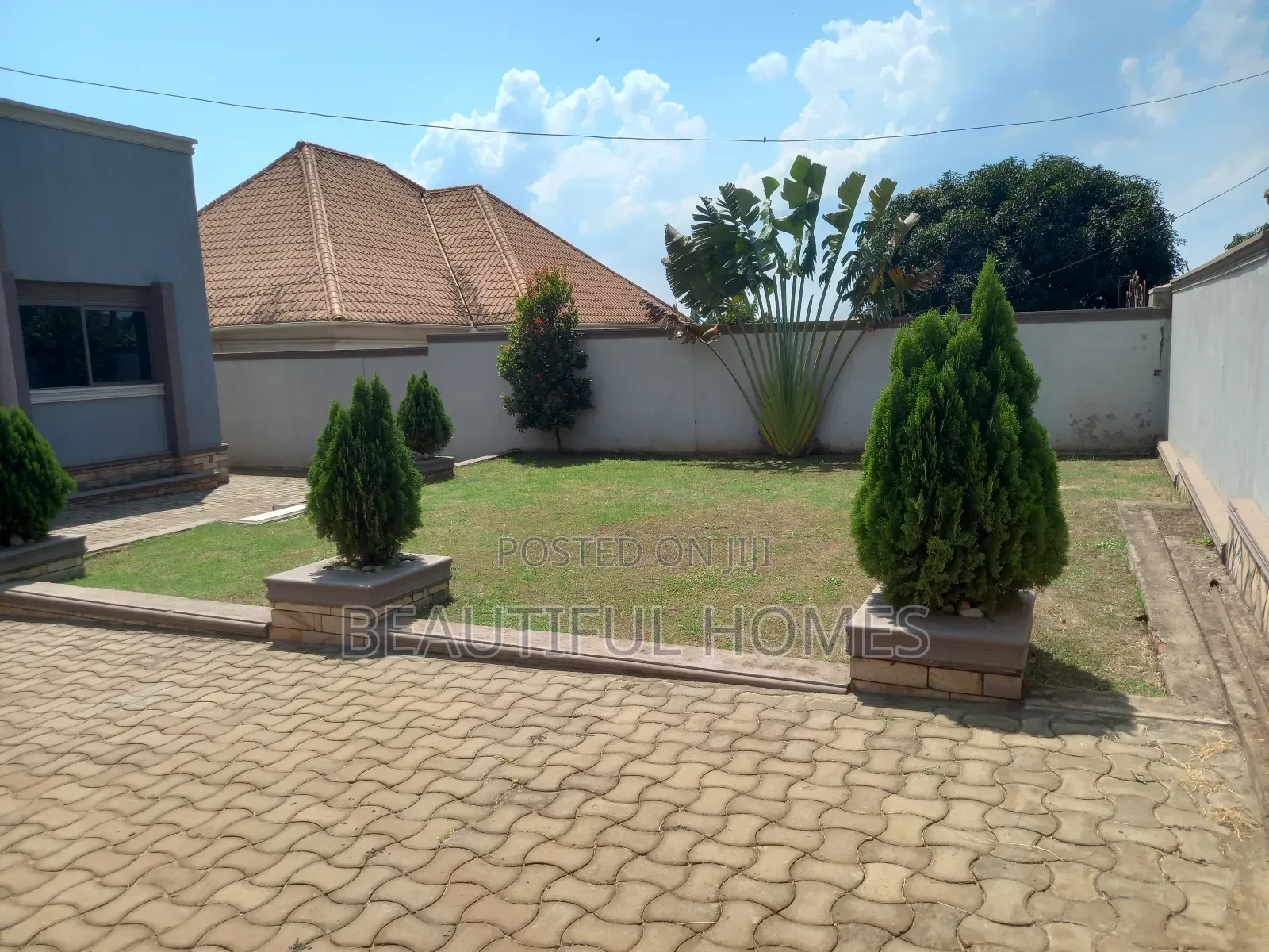 Furnished 4bdrm House in Kira for sale in Kira