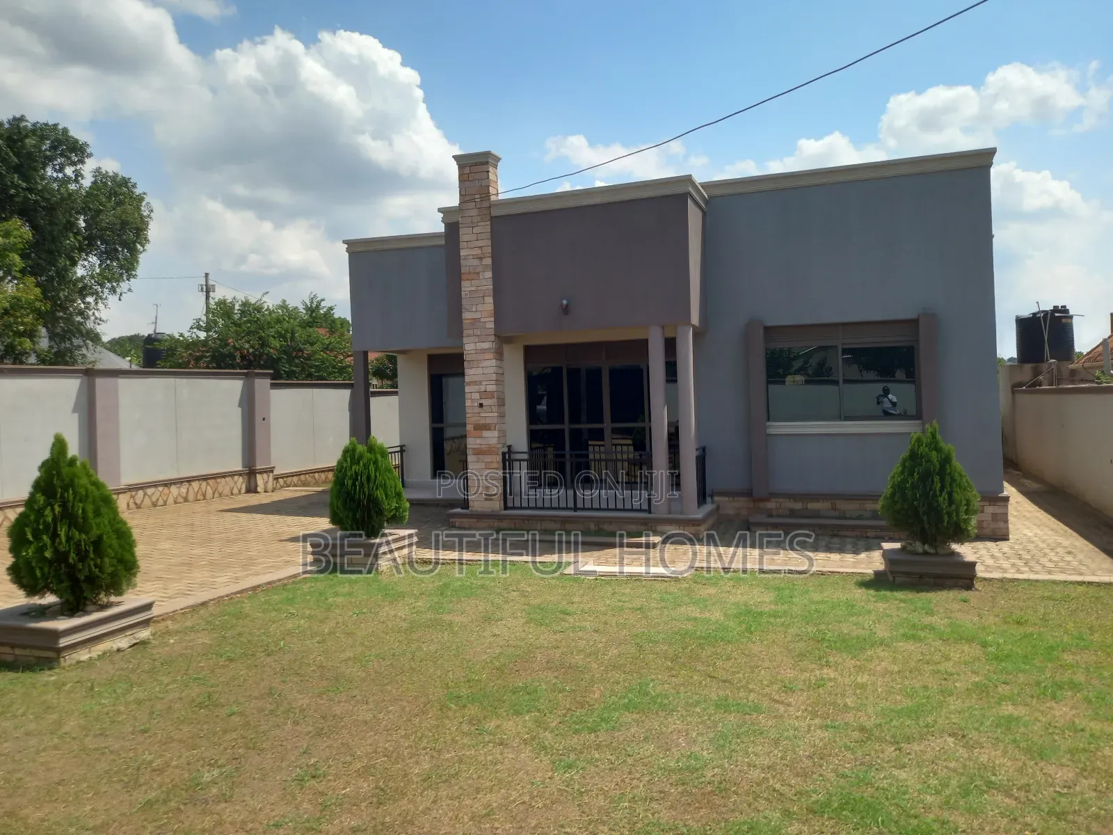 Furnished 4bdrm Maisonette in Kira for sale in Kira