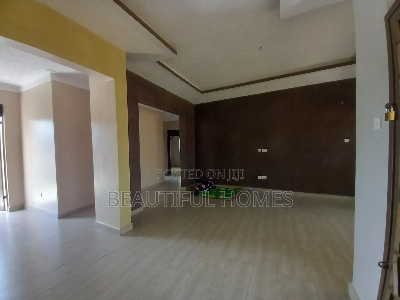 Furnished 4bdrm Maisonette in Kira for sale in Kira