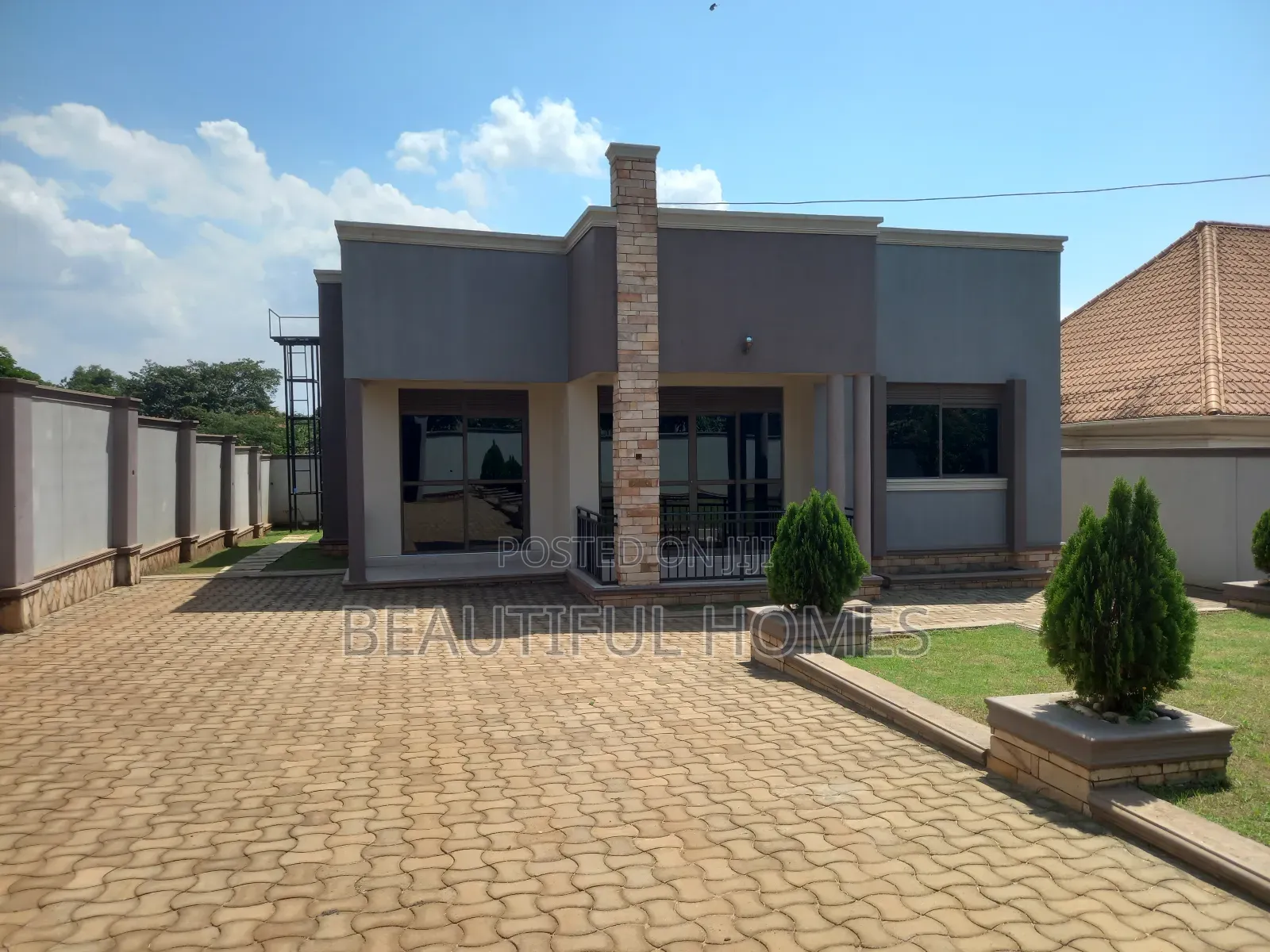 Furnished 4bdrm House in Kira for sale in Kira