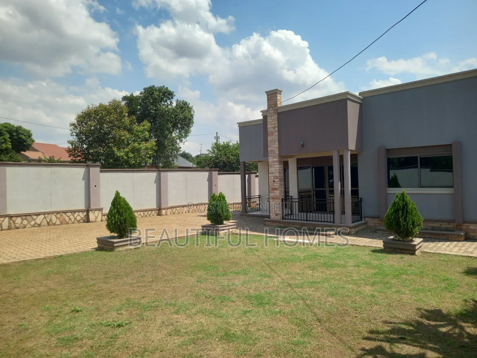 Furnished 4bdrm House in Kira for sale in Kira