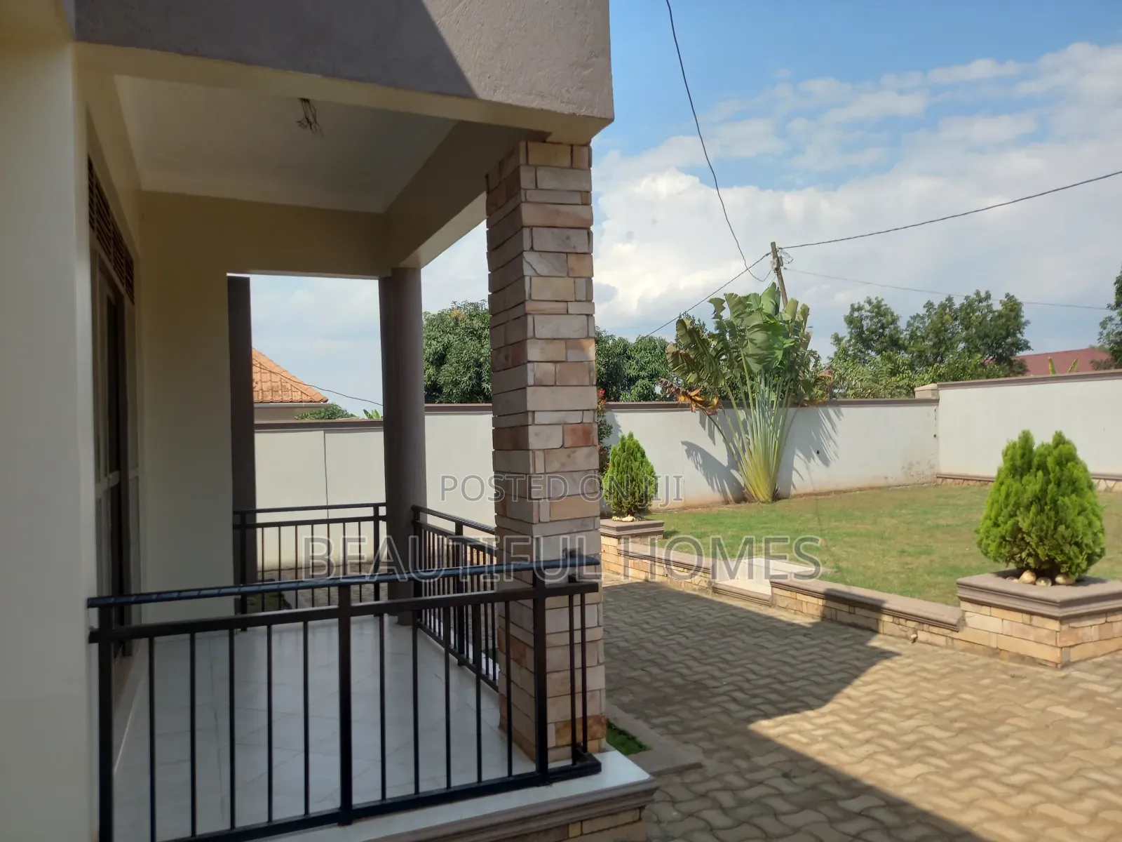 Furnished 4bdrm House in Kira for sale in Kira
