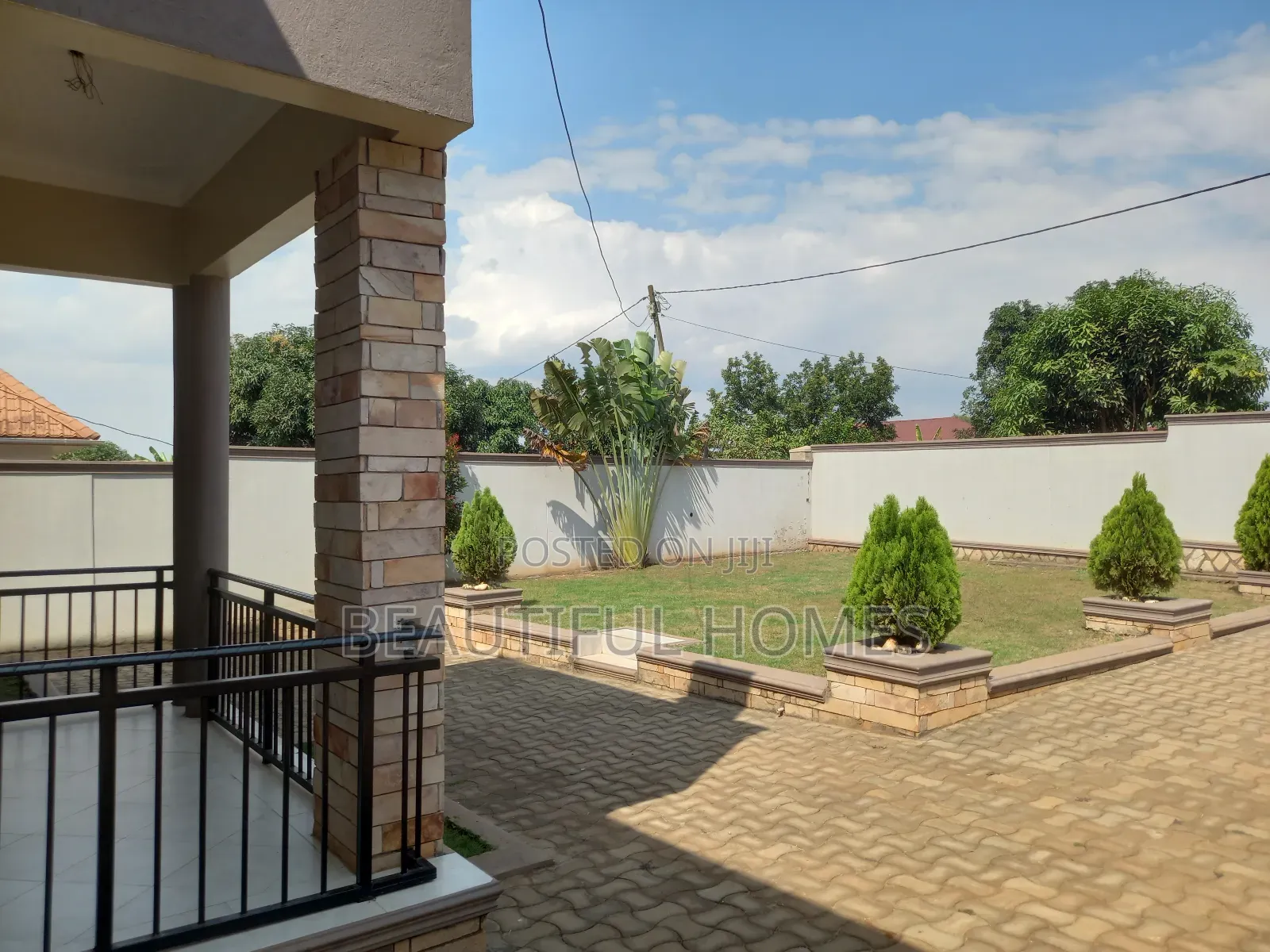 Furnished 4bdrm House in Kira for sale in Kira