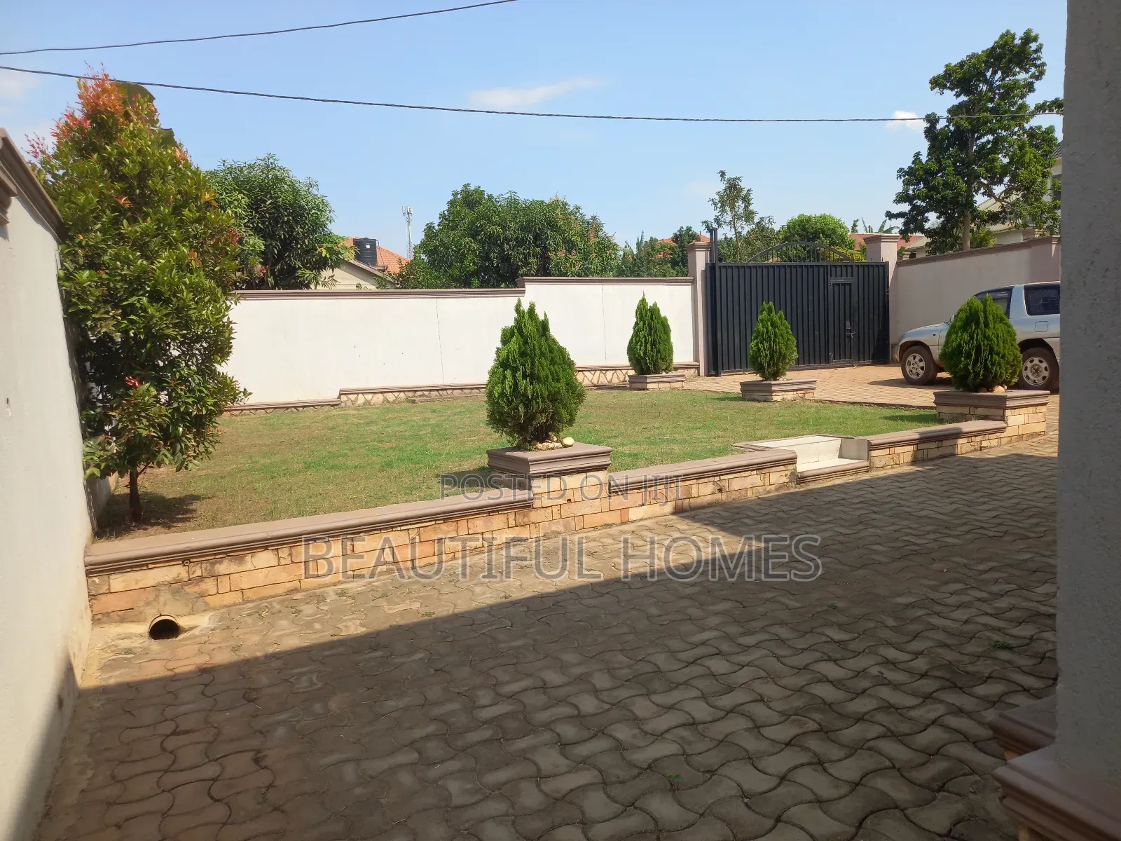 Furnished 4bdrm Bungalow in Kira for sale in Kira