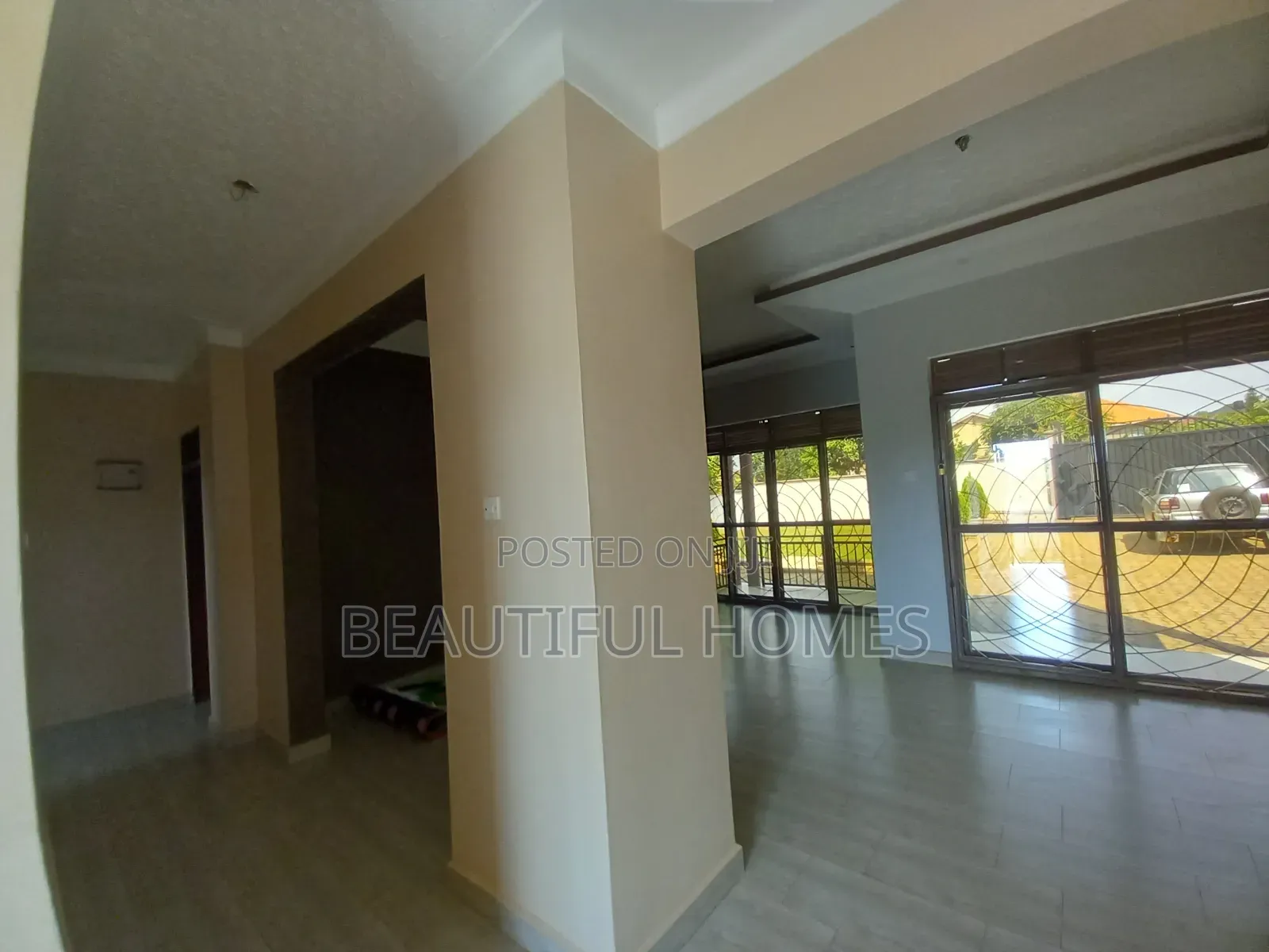 Furnished 4bdrm Bungalow in Kira for sale in Kira
