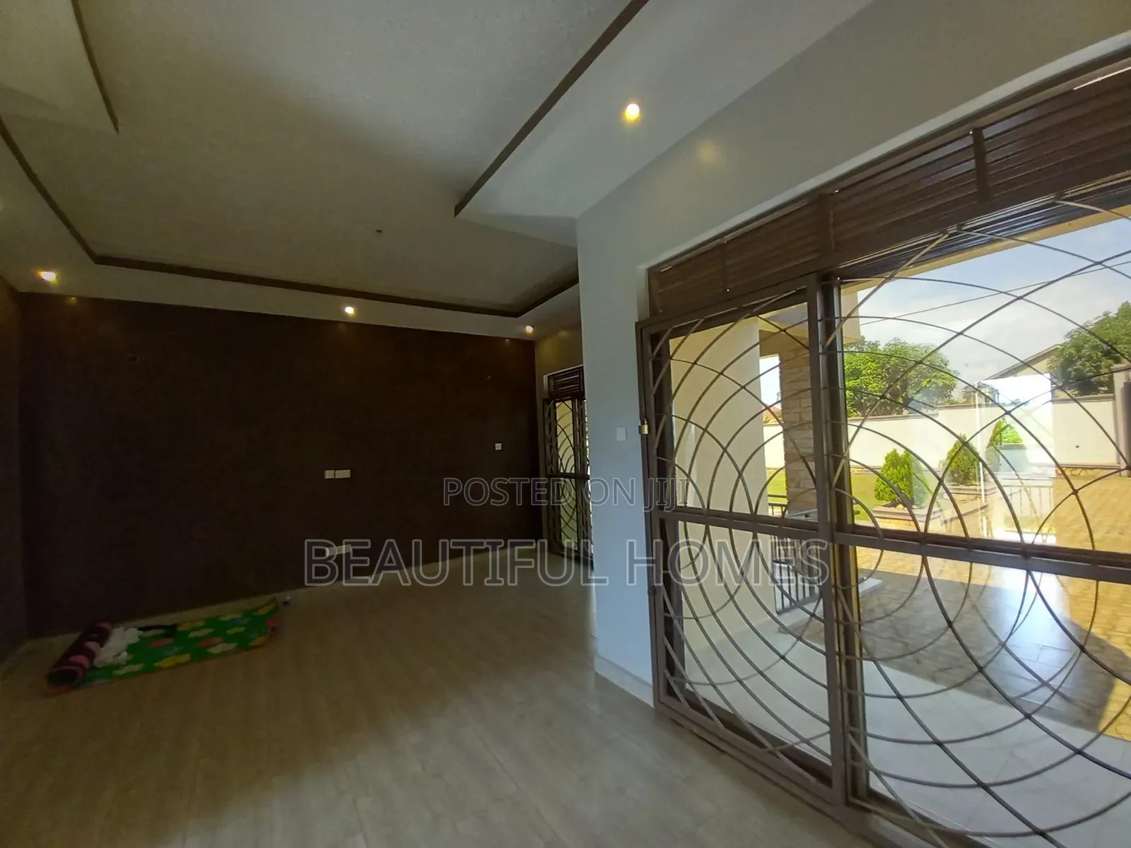 Furnished 4bdrm House in Kira for sale in Kira