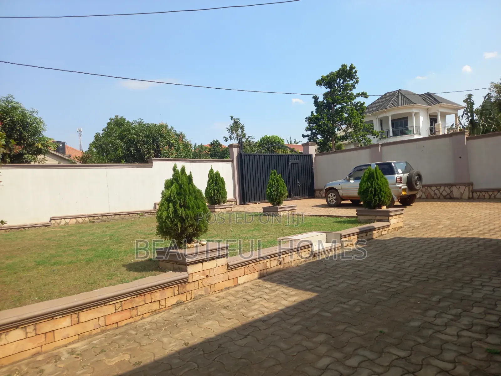 Furnished 4bdrm Maisonette in Kira for sale in Kira