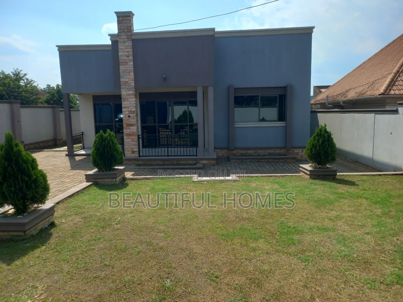 Furnished 4bdrm Bungalow in Kira for sale in Kira