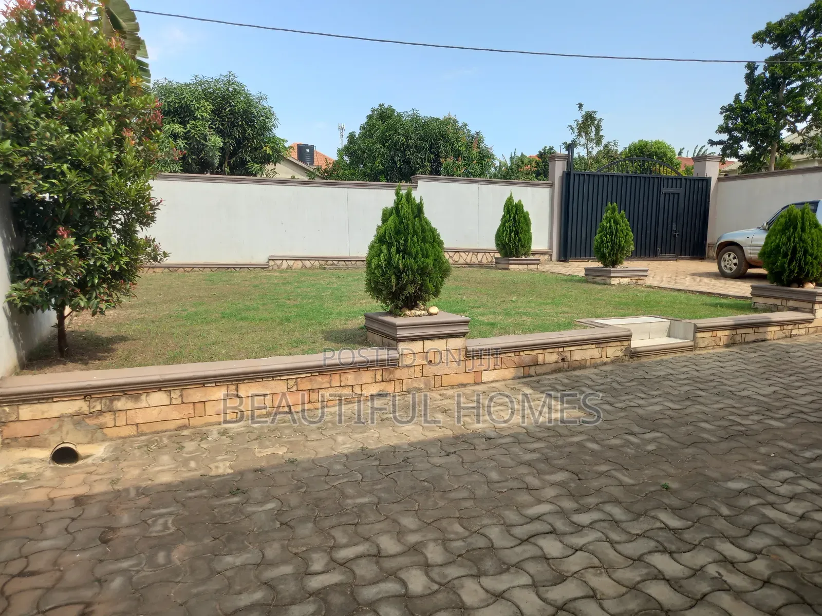 Furnished 4bdrm House in Kira for sale in Kira