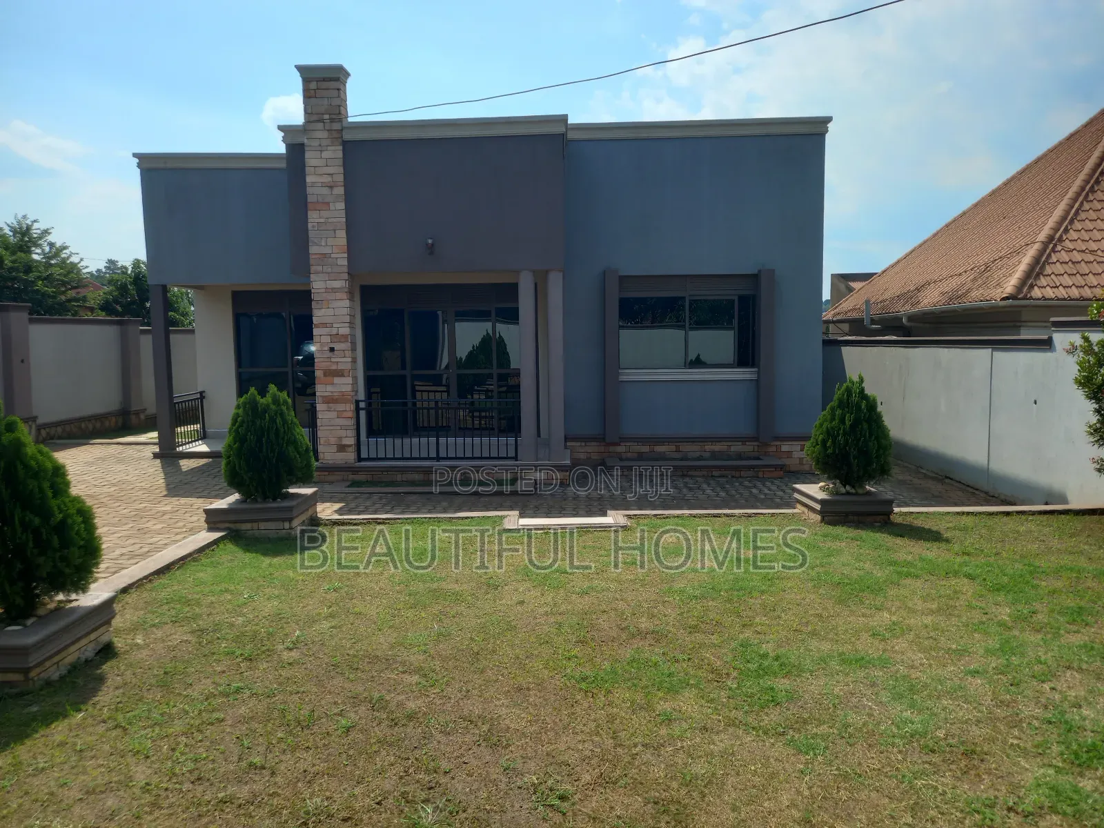 Furnished 4bdrm Bungalow in Kira for sale in Kira