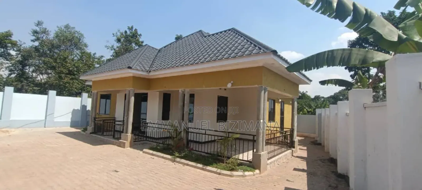 3bdrm Bungalow in Wemac Properties, Kira for sale in Kira