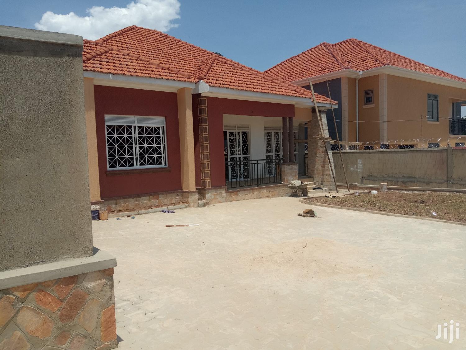 Kira Stunning House With Tarmacked Neighborhood on Sell in Kampala