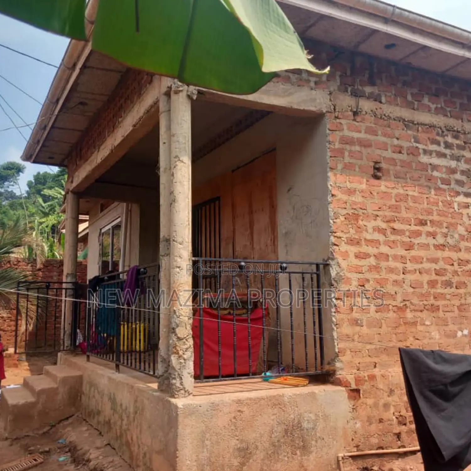 3bdrm Bungalow in After Munyonyo On, Division A for sale in Division A
