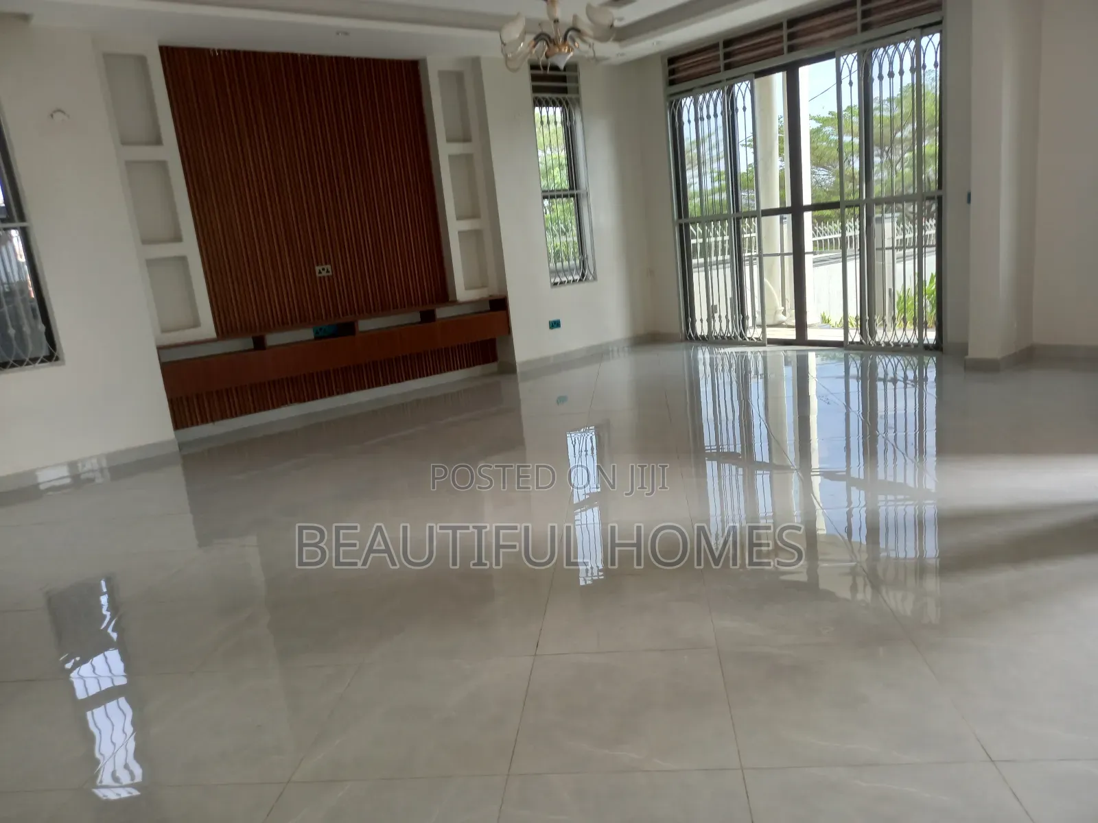 Furnished 6bdrm Mansion in Kira, Central Division for sale in Central Division