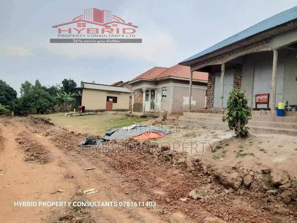 Prime Plots for Sale at Wakiso~Mabombwe Estate~Hoima Rd Vii. in Wakiso / Wakiso