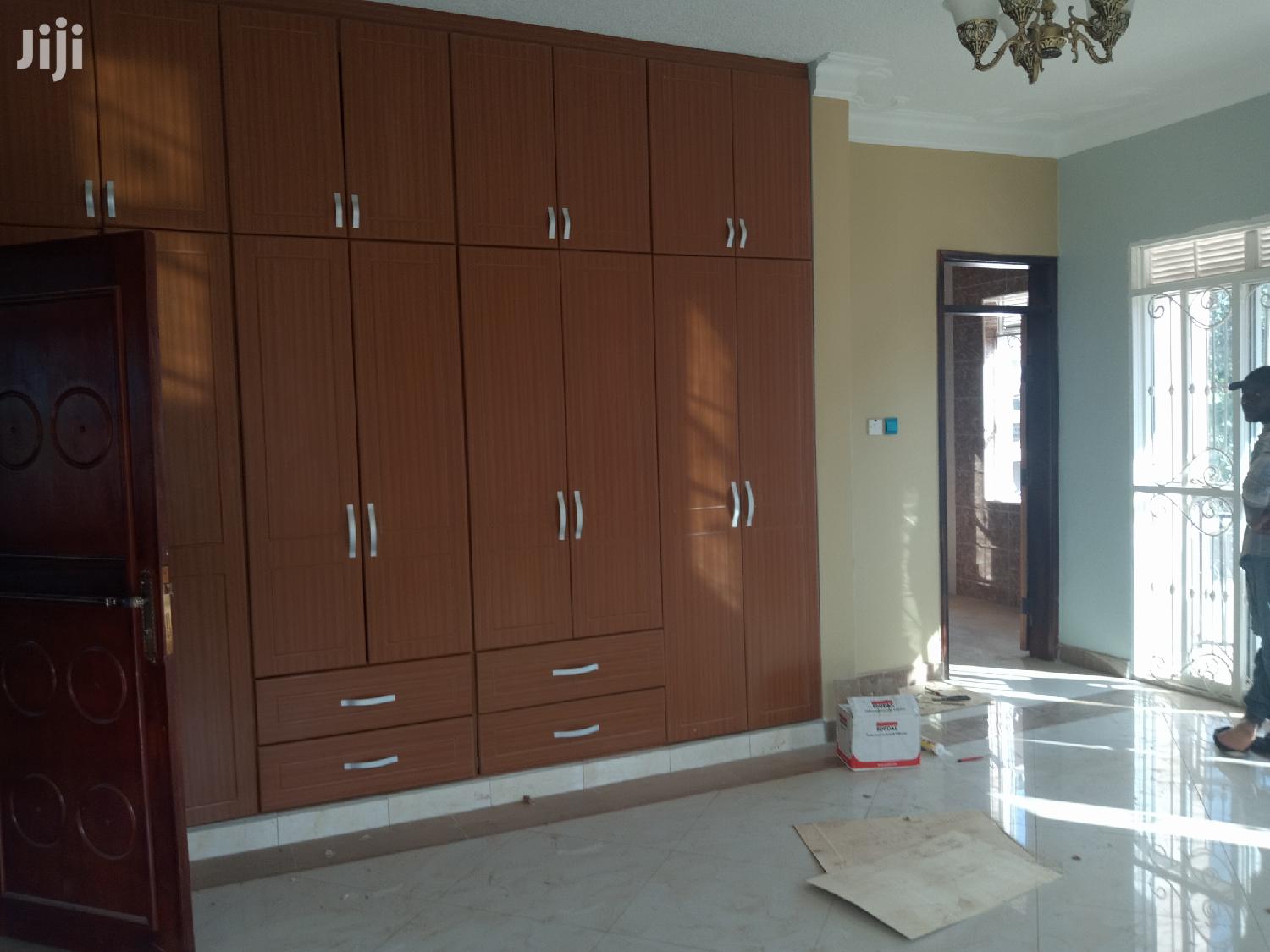 Kira Splendid House On Sale in Kampala