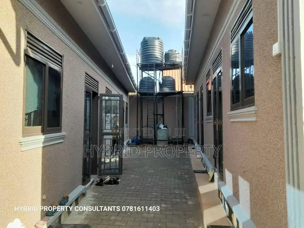 11bdrm Apartment in Kasubi~Namungoona, Rubaga for sale in Rubaga