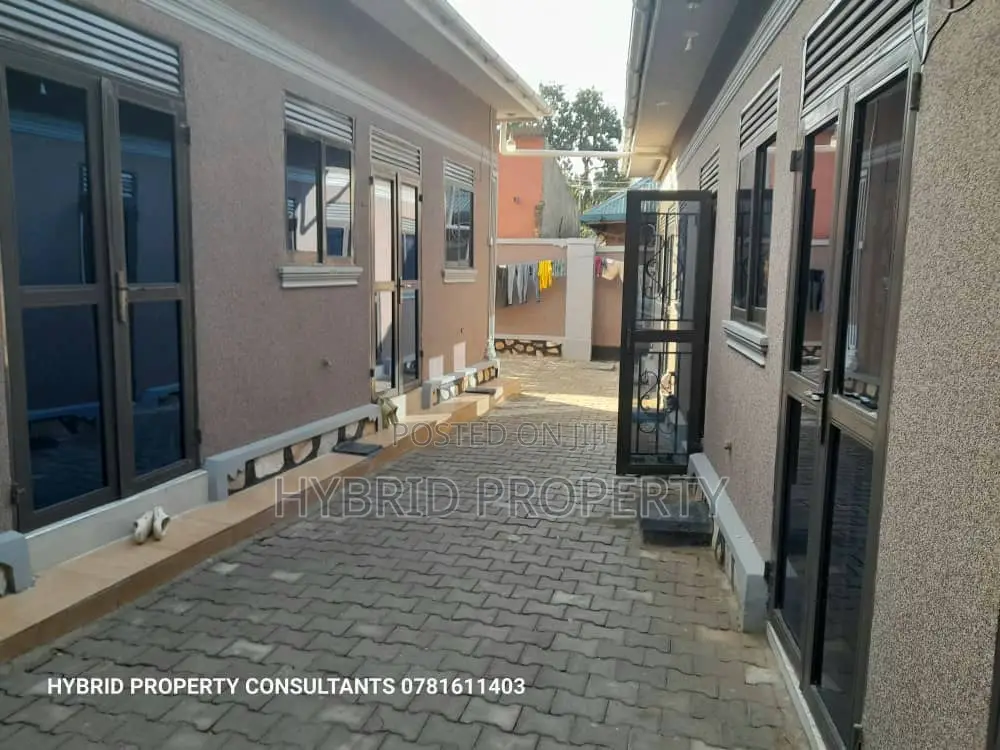 11bdrm Apartment in Kasubi~Namungoona, Rubaga for sale in Rubaga