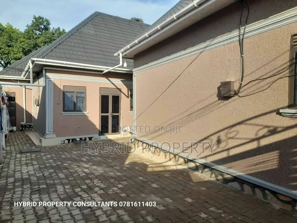 11bdrm Apartment in Kasubi~Namungoona, Rubaga for sale in Rubaga