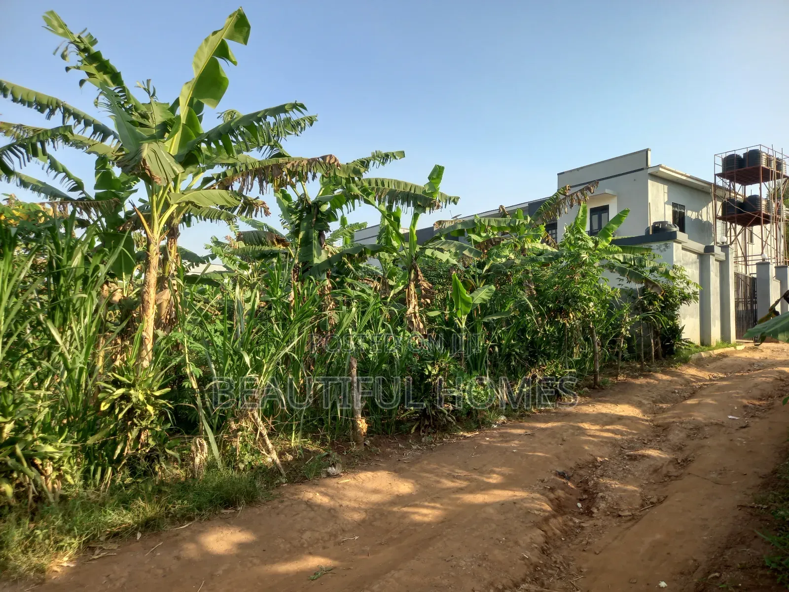 Kira Half an Acre Close to Main Road in Kira