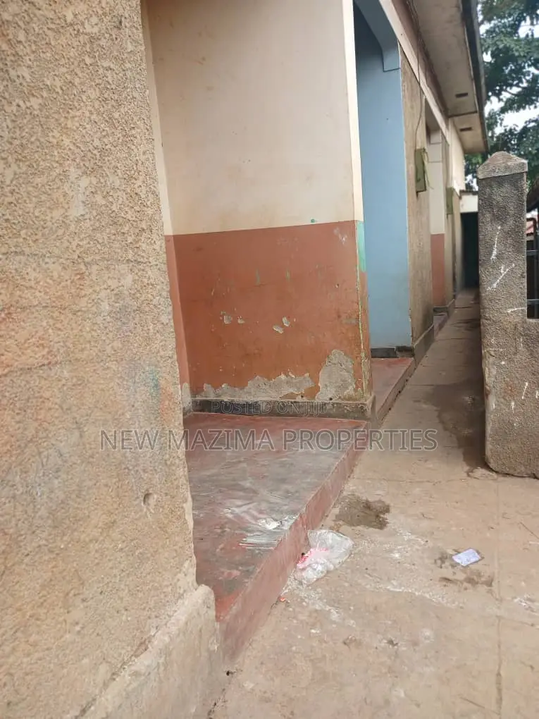 4bdrm House in Nsambya Town, Division A for sale in Division A