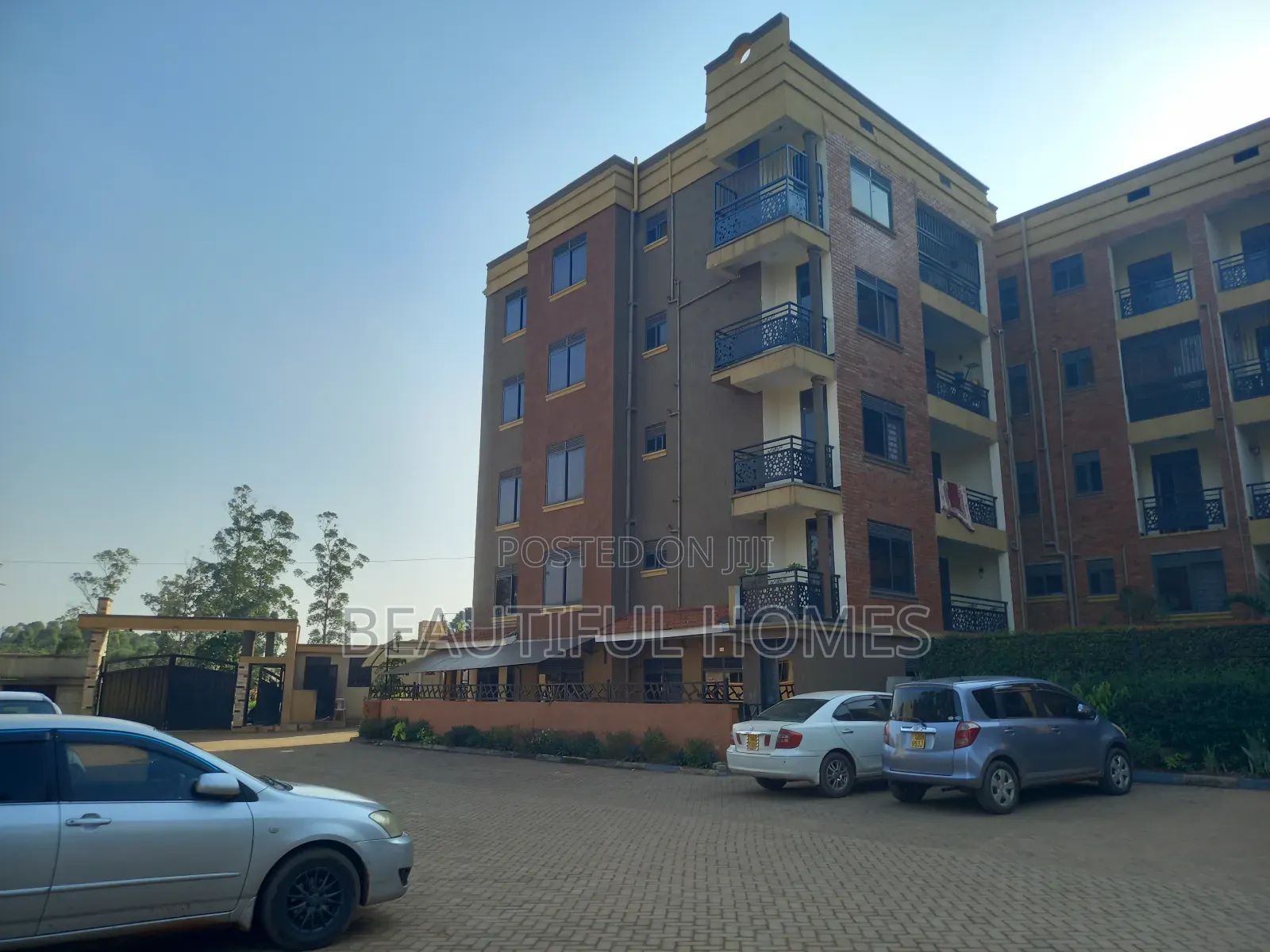 Furnished 4bdrm Condo in Najjera, Central Division for sale in Central Division