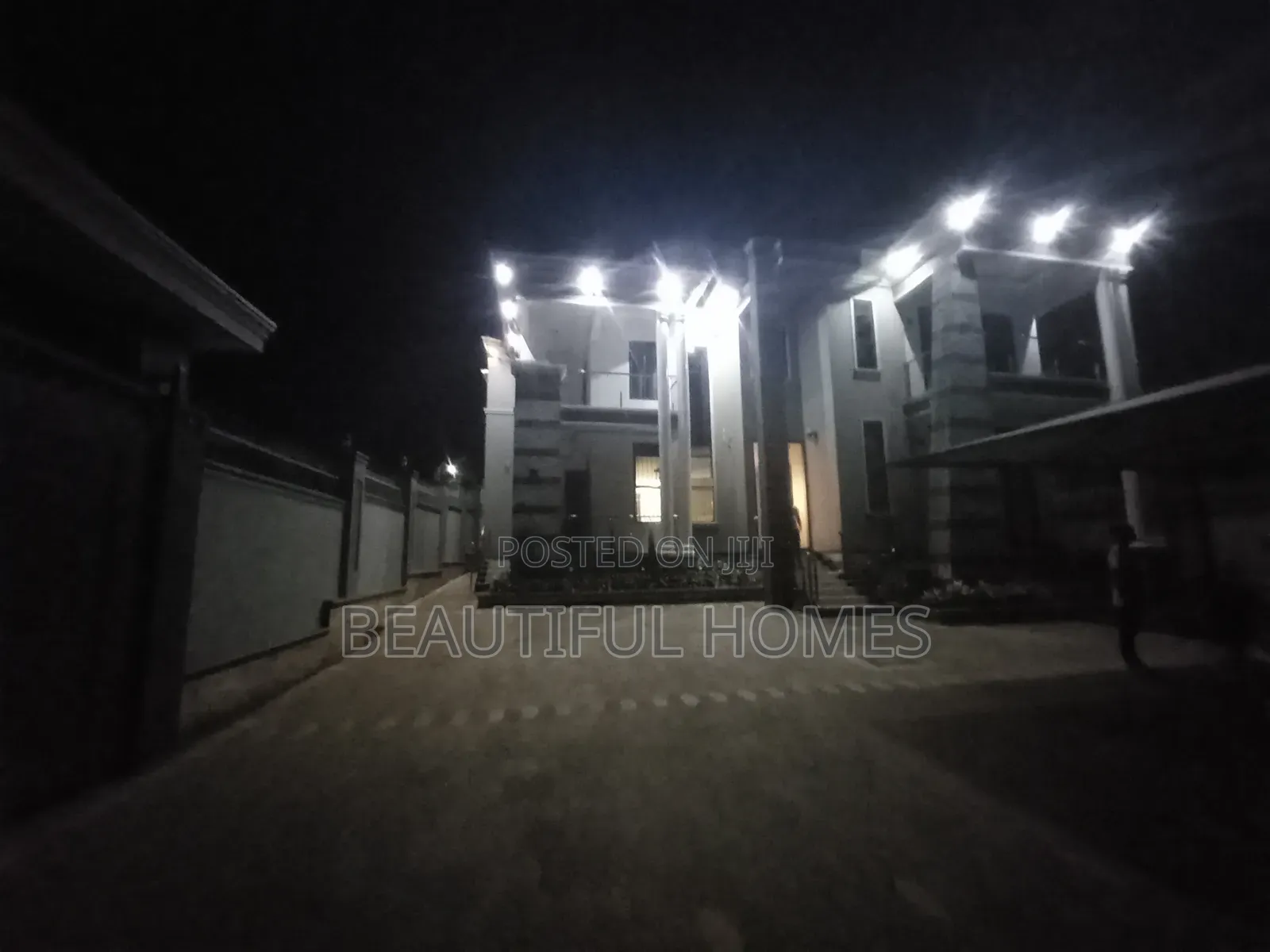 Furnished 6bdrm House in Kira, Central Division for sale in Central Division