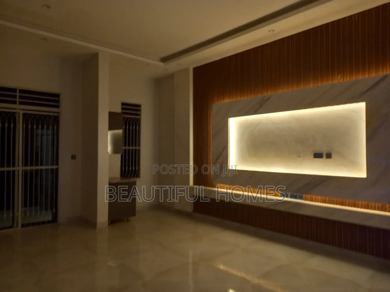 Furnished 6bdrm House in Kira Organised for sale in Kira