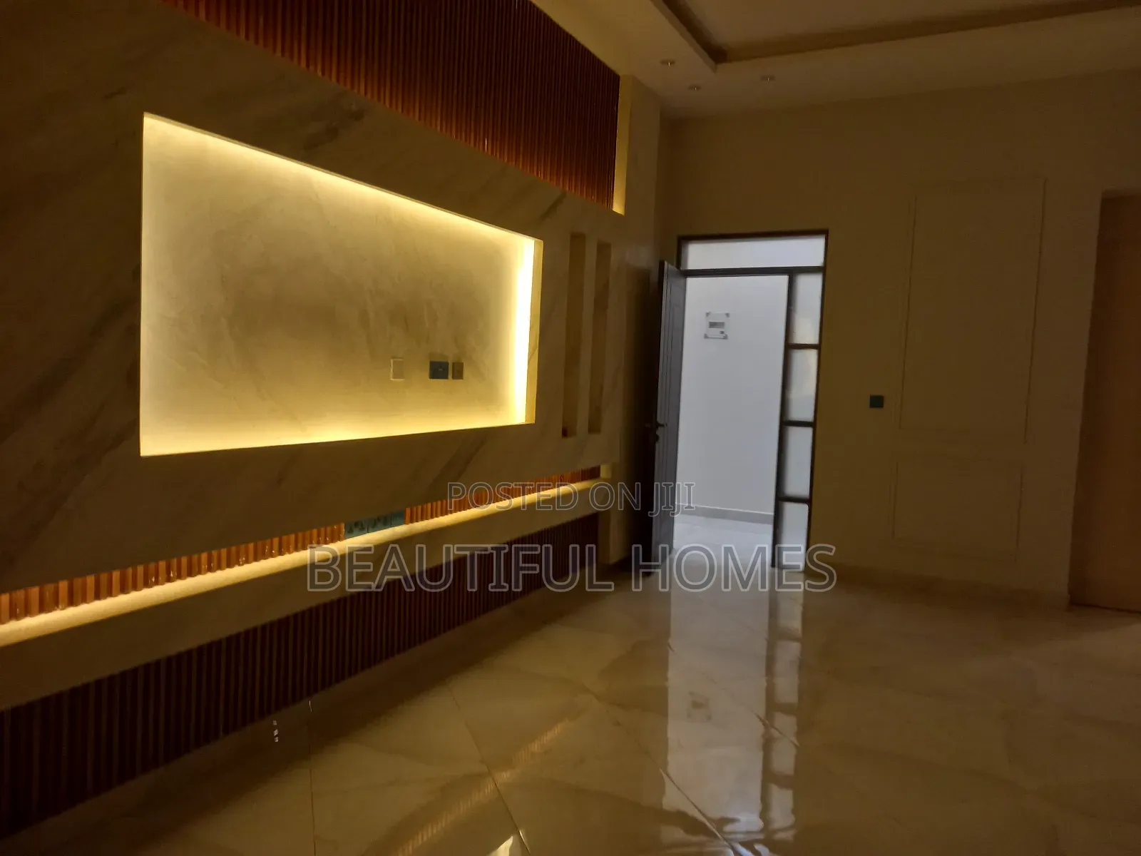 Furnished 6bdrm House in Kira Organised for sale in Kira