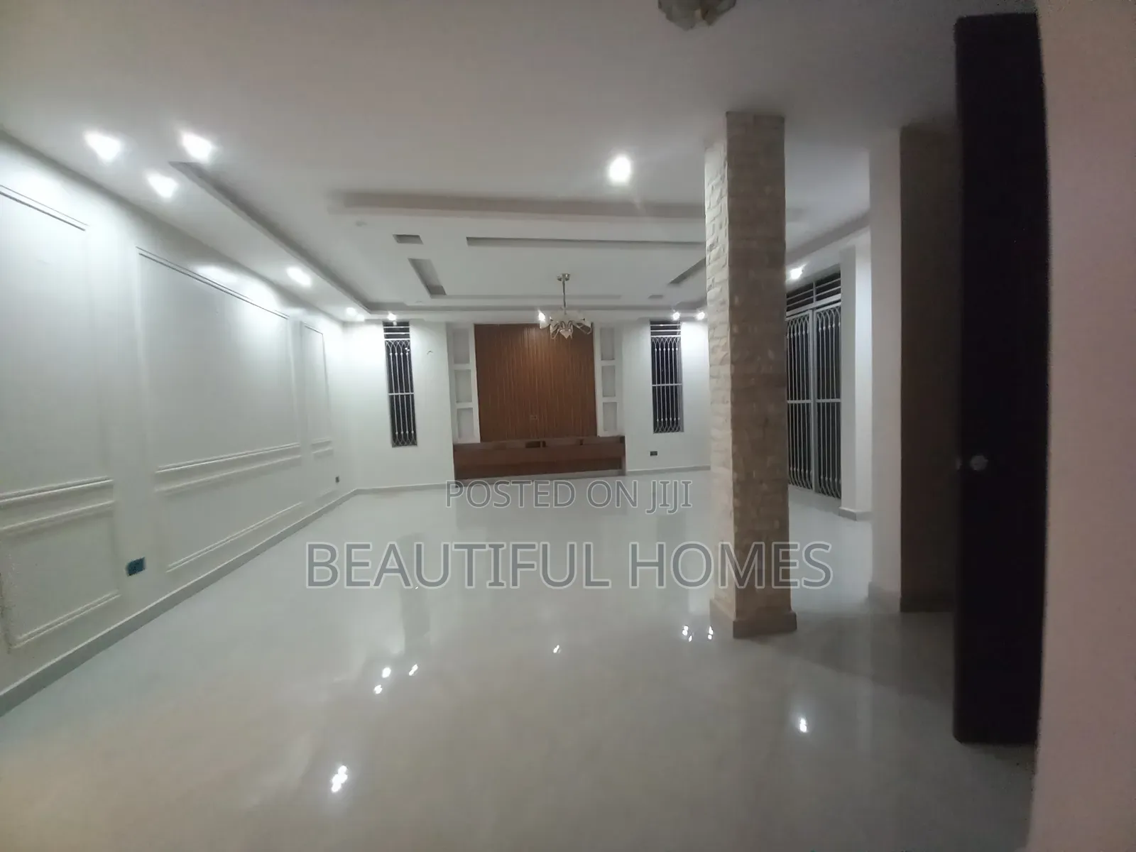 Furnished 6bdrm Duplex in Kira Posh for sale in Kira