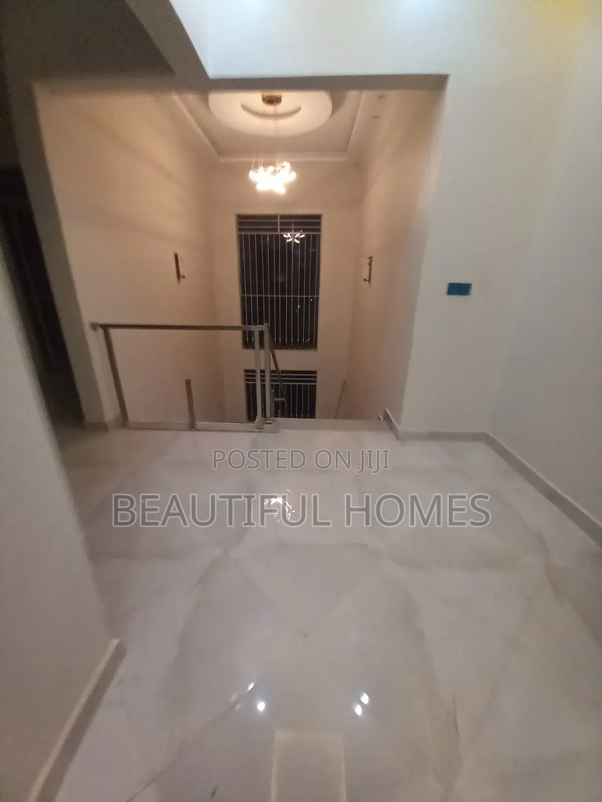 Furnished 6bdrm Duplex in Kira Posh for sale in Kira