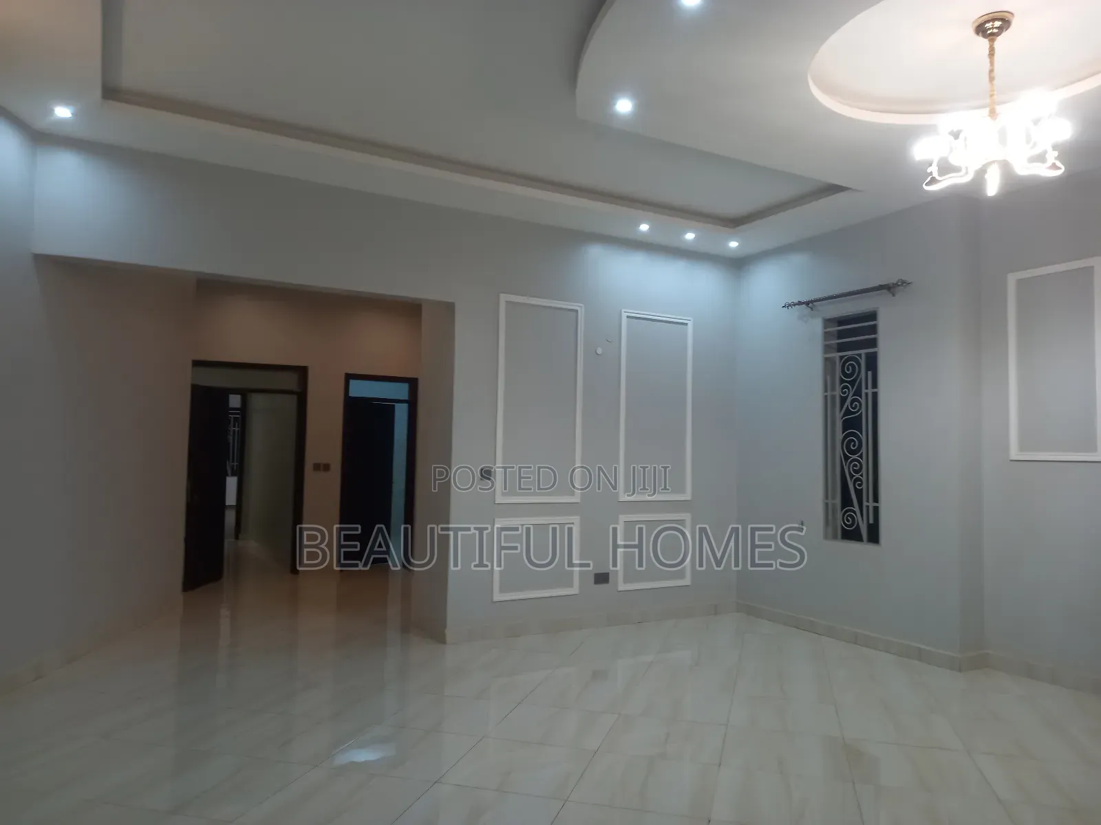 Furnished 7bdrm Mansion in Kira Corporate for sale in Kira