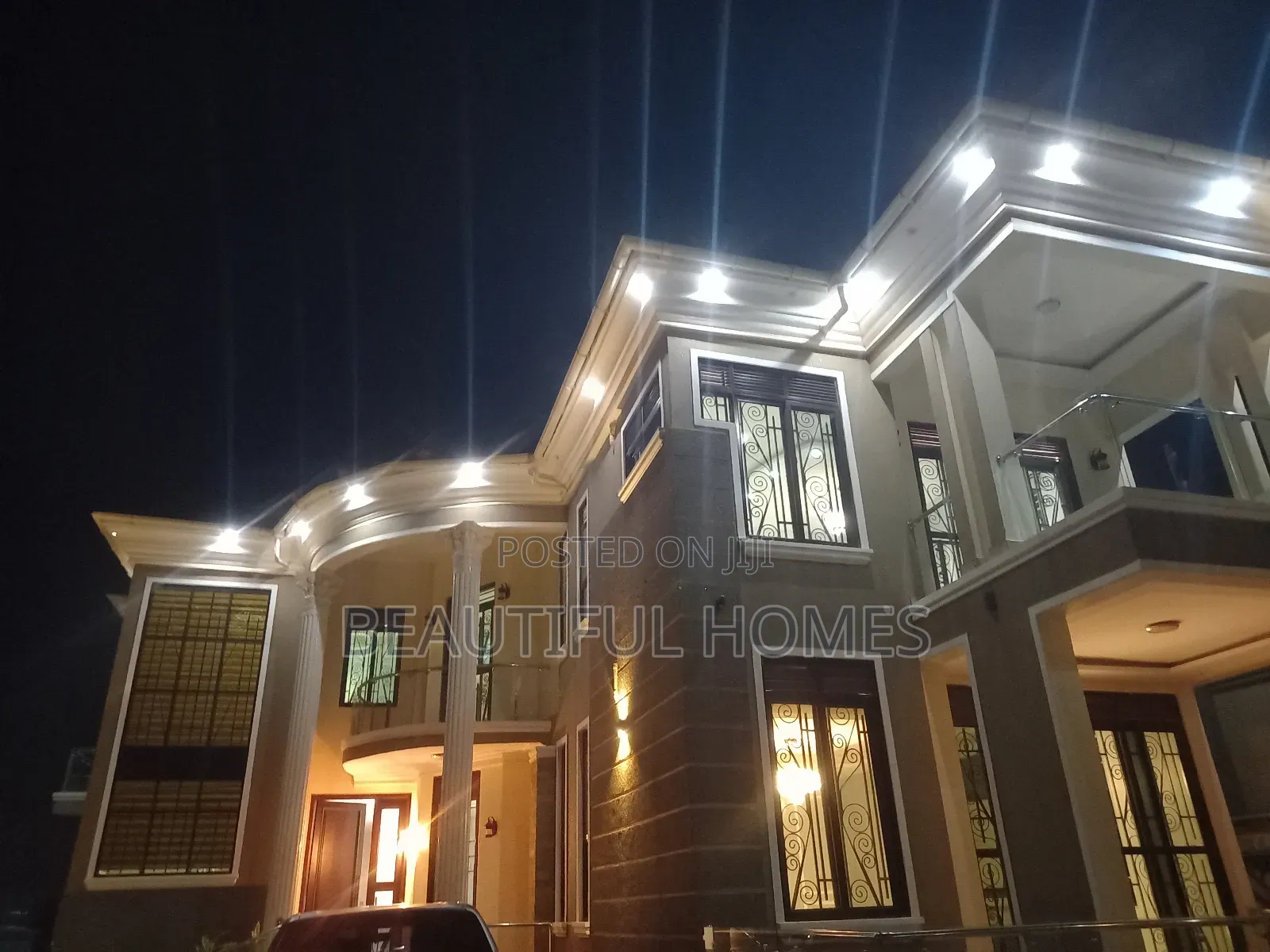Furnished 7bdrm Mansion in Kira Rich for sale in Kira