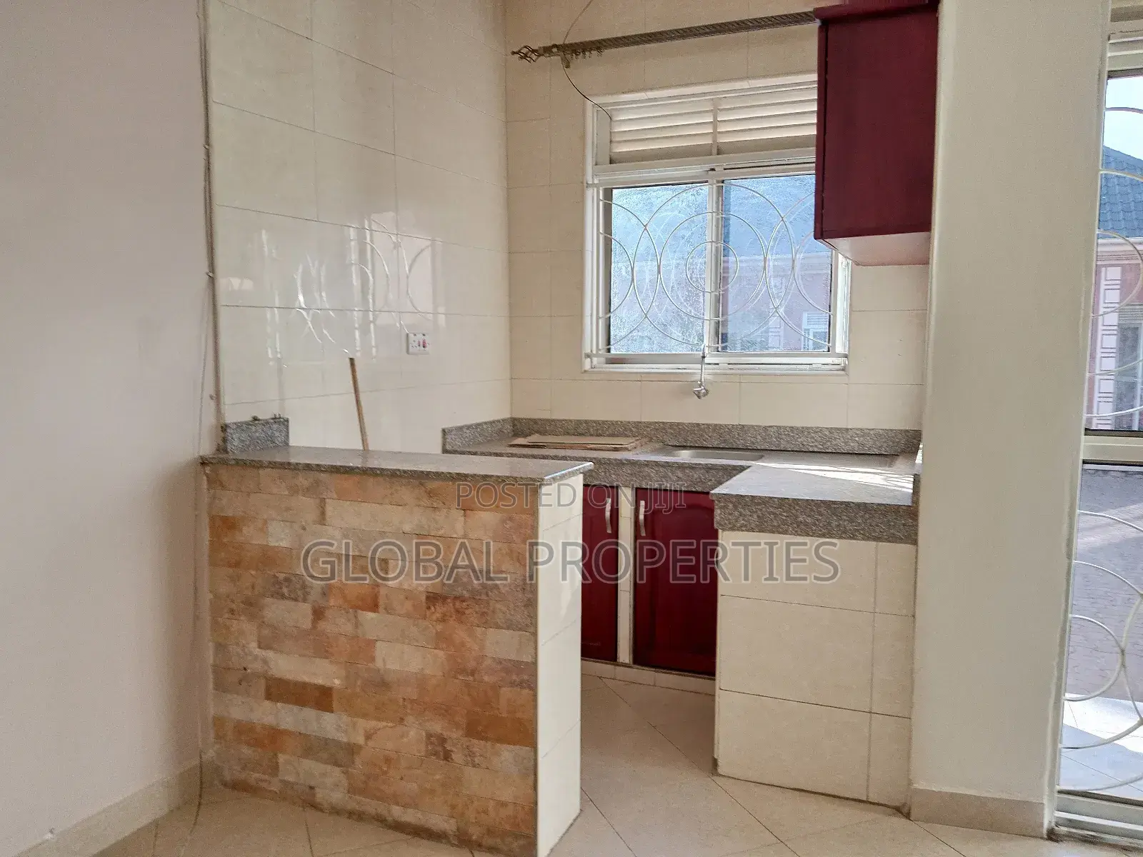 1bdrm Bungalow in Kyaliwajala Kira, Central Division for rent in Central Division