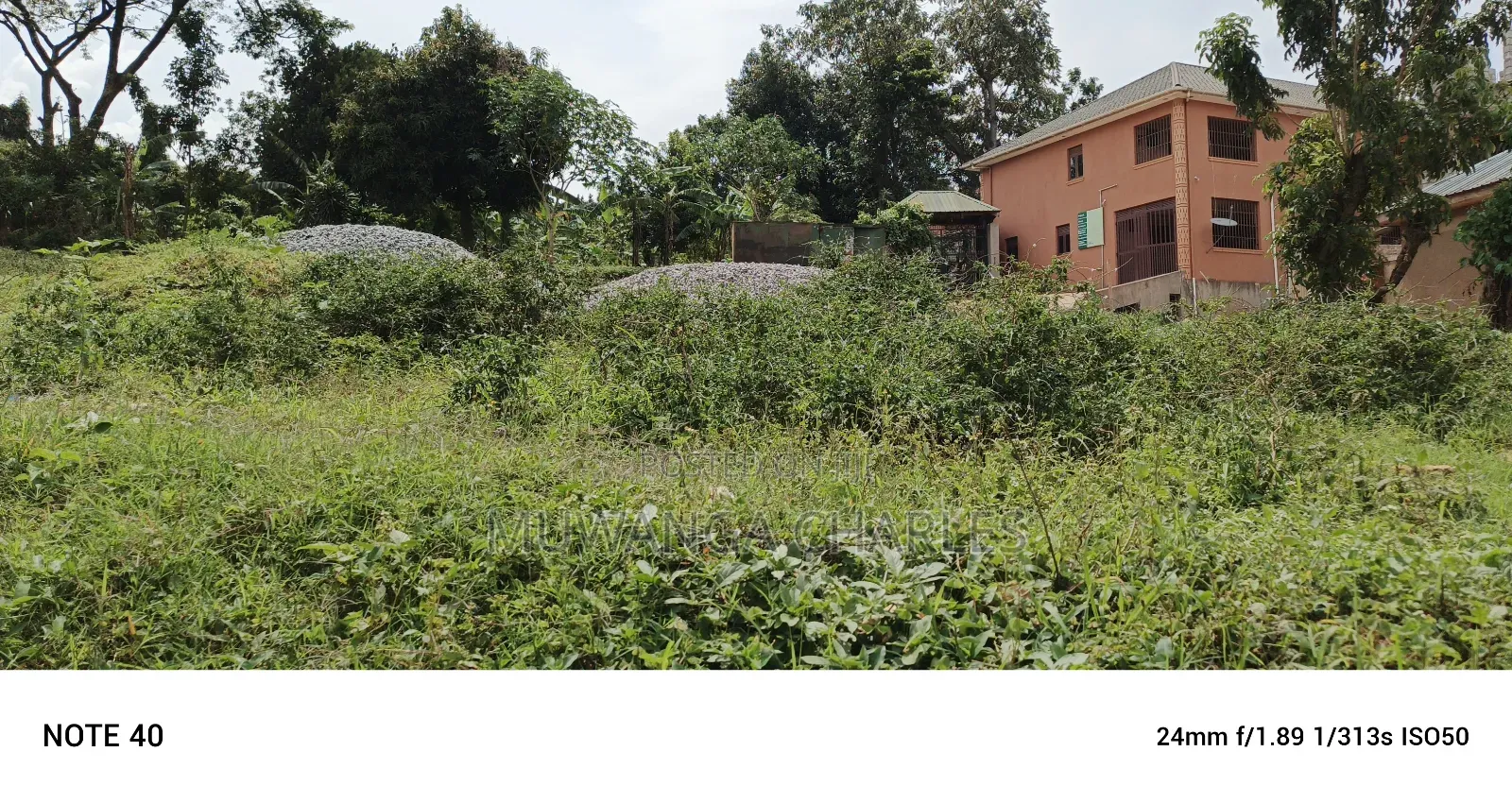 40decimals for Sale in Kanyanya in Central Division