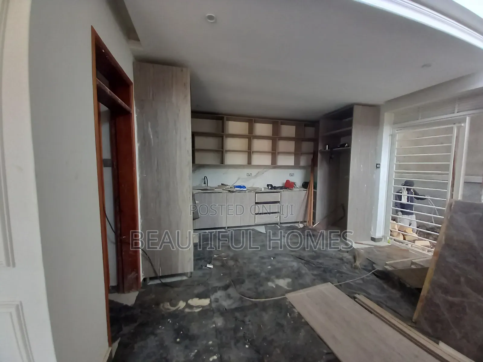 Furnished 4bdrm Duplex in Kira for sale in Kira