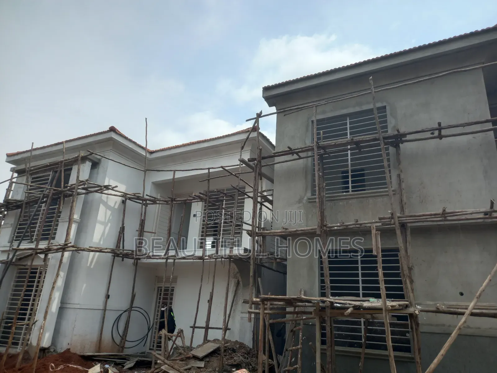 Furnished 4bdrm Duplex in Kira Posh for sale in Kira