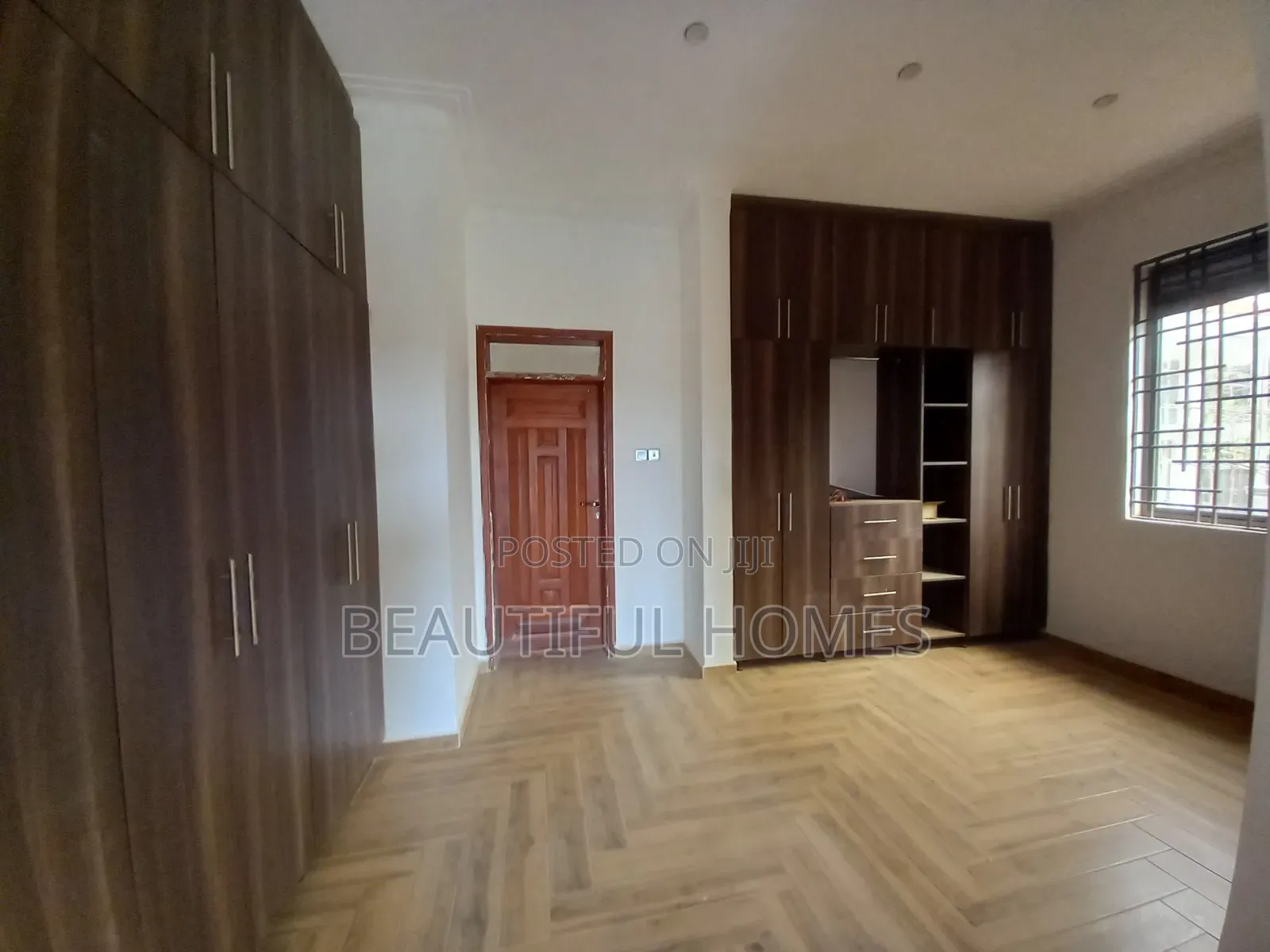 Furnished 6bdrm House in Kira, Central Division for sale in Central Division