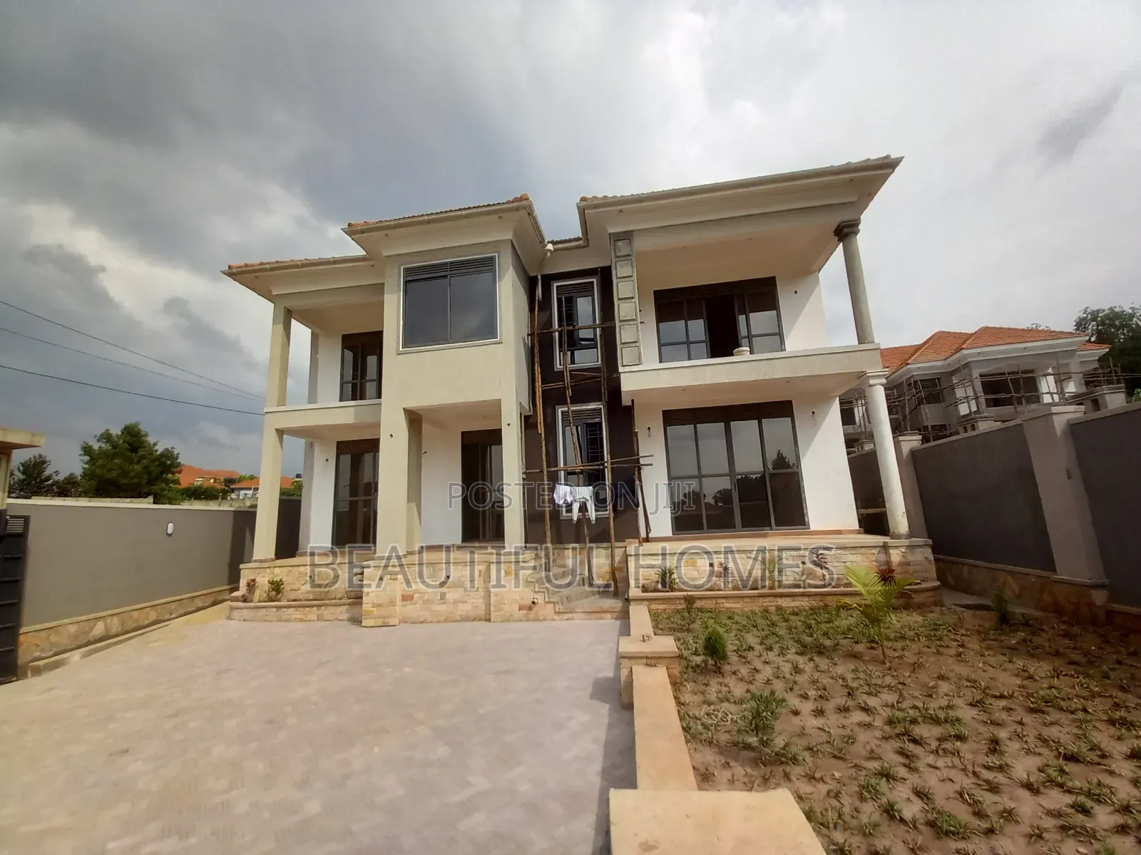 Furnished 6bdrm Mansion in Kira for sale in Kira