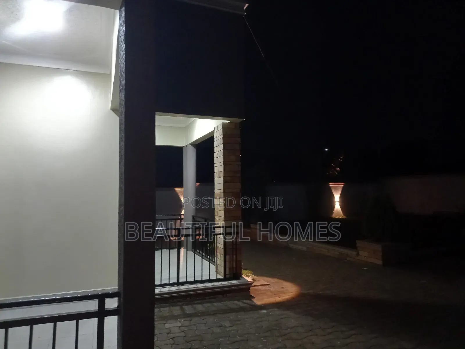 Furnished 4bdrm House in Kira for sale in Kira