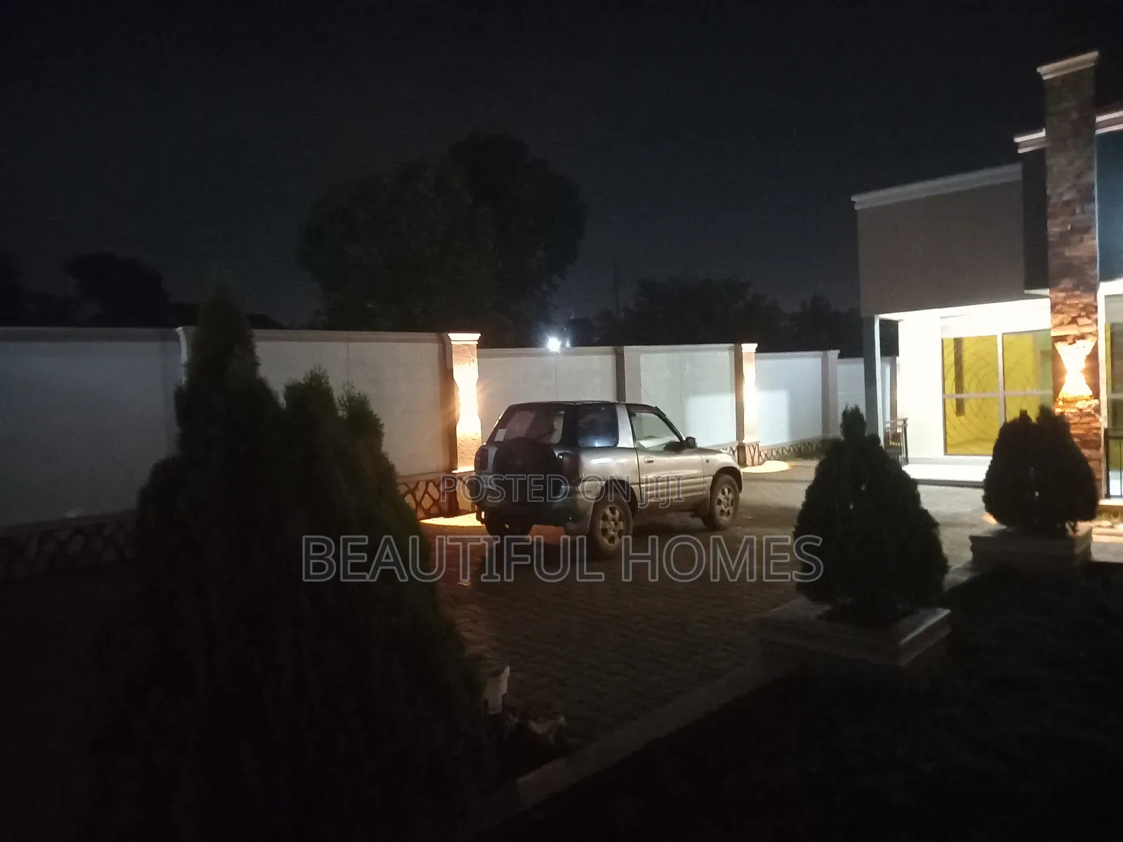 Furnished 4bdrm House in Kira for sale in Kira