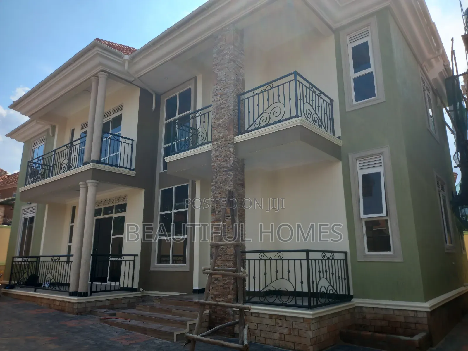 Furnished 5bdrm Duplex in Kyanja, Nakawa for sale in Nakawa