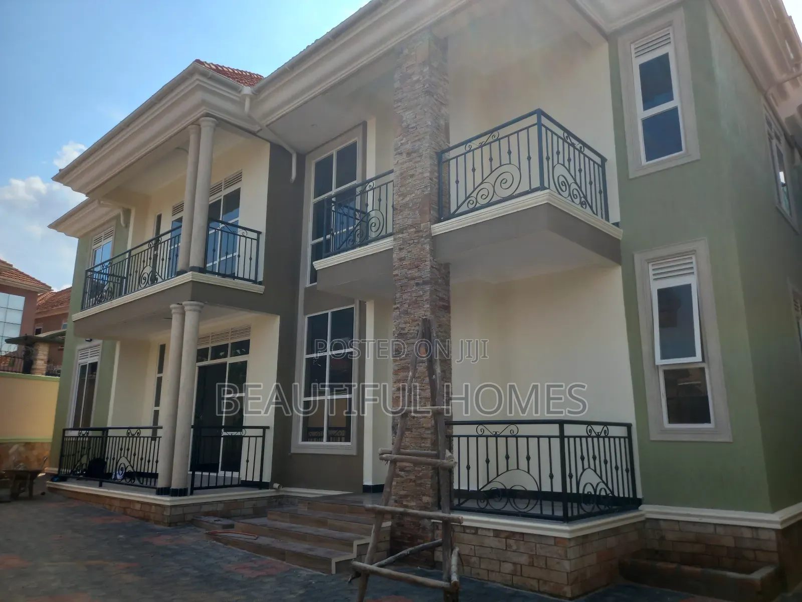Furnished 5bdrm Duplex in Kyanja, Nakawa for sale in Nakawa