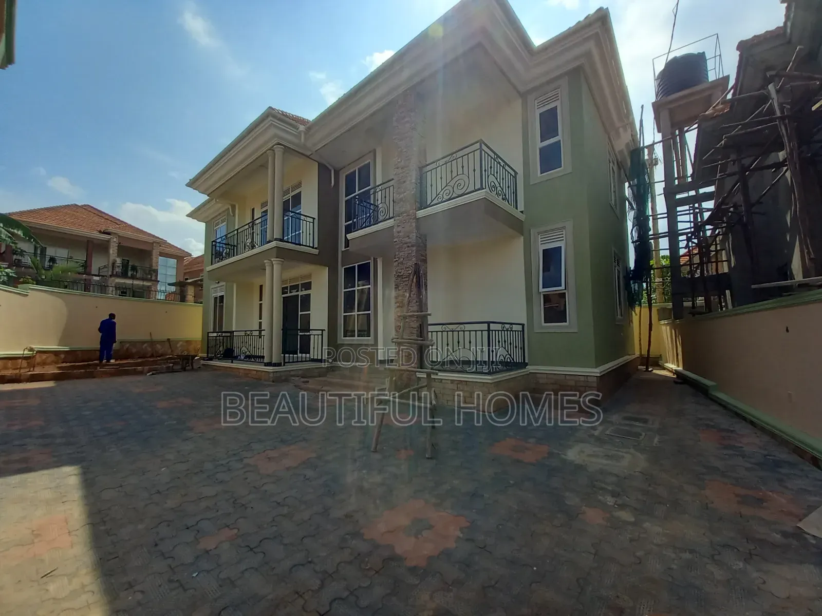 Furnished 5bdrm Duplex in Kyanja, Nakawa for sale in Nakawa
