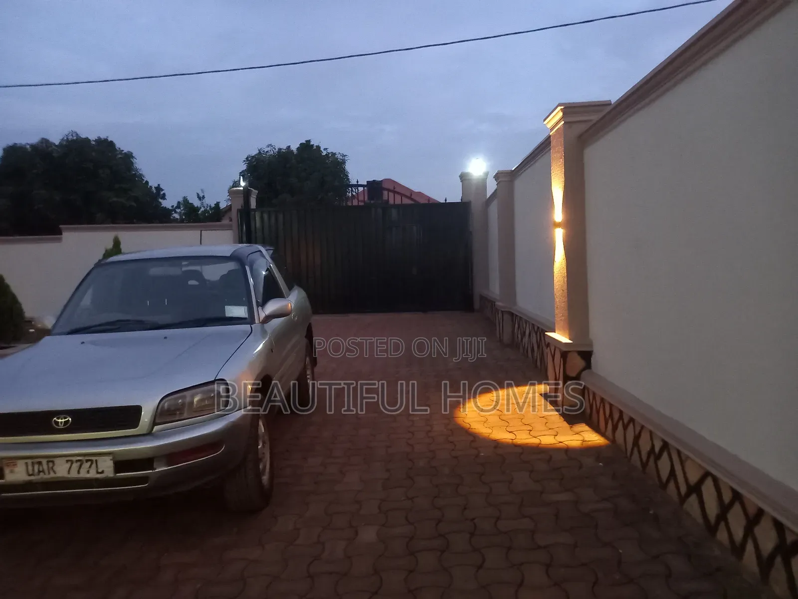 Furnished 4bdrm House in Kira for sale in Kira