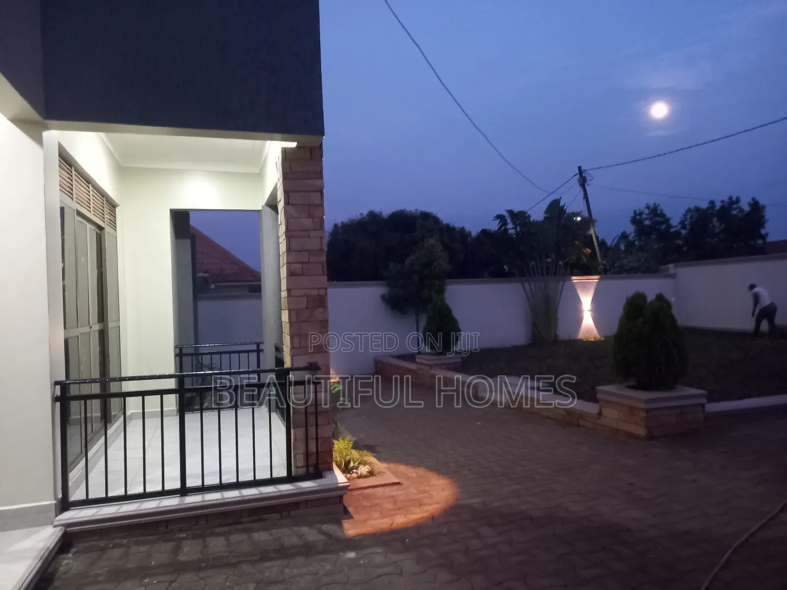 Furnished 4bdrm House in Kira for sale in Kira