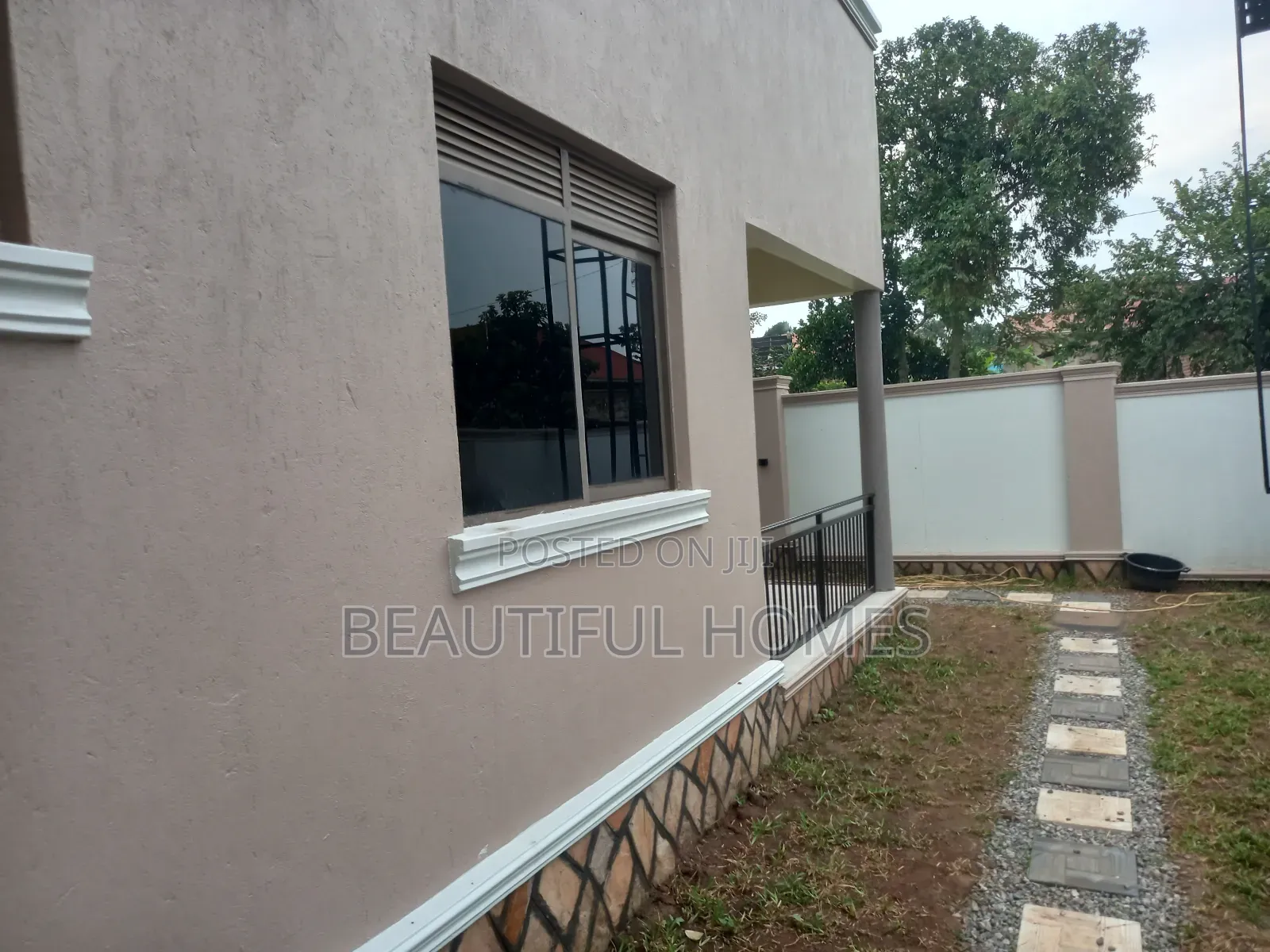 Furnished 4bdrm House in Kira for sale in Kira