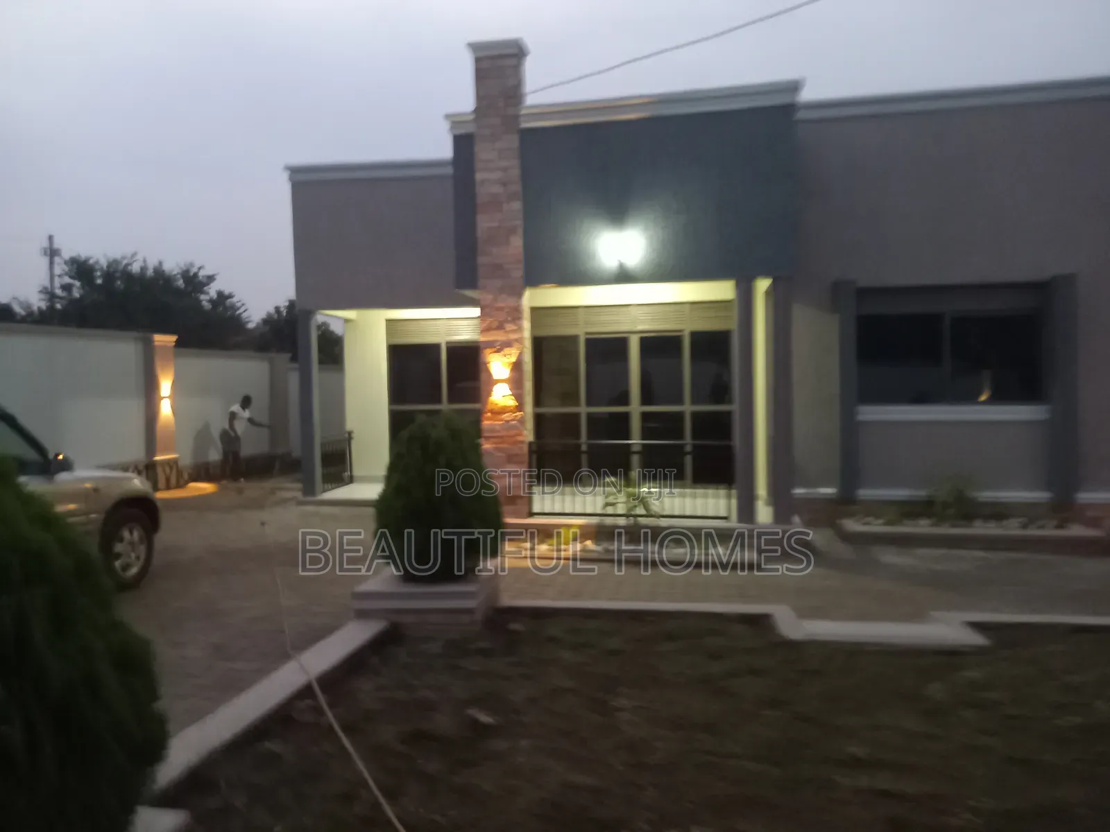 Furnished 4bdrm Bungalow in Kira for sale in Kira